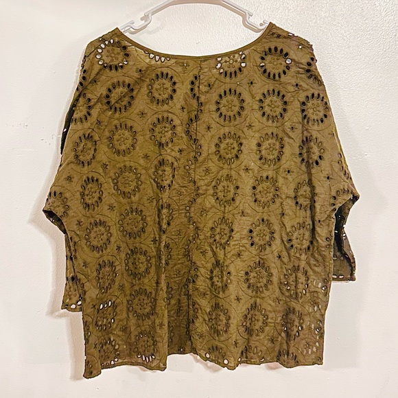 Blouse - Picture 2 of 2